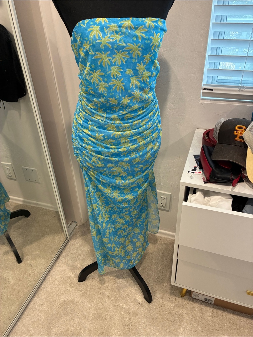 Sadie & Sage Strapless Blue and Yellow Palm-Print Ruched Dress